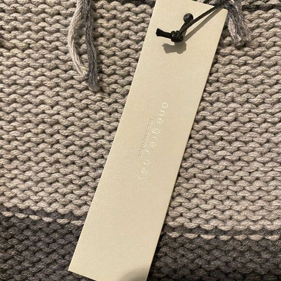 Anthropologie | Cashmere grey stripe distressed v-neck sweater NWT size XS - Picture 10 of 10